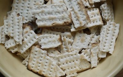Matzo brei – Crumbled matzos