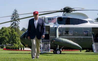 (Official White House Photo by Tia Dufour)