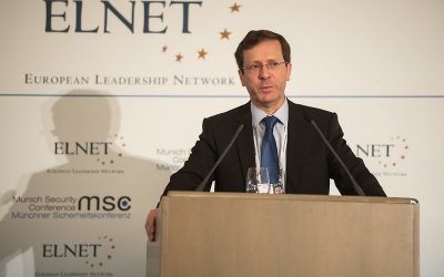 16711836832_4c010815cd_c