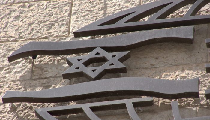 6992277188_c494f328ea_c