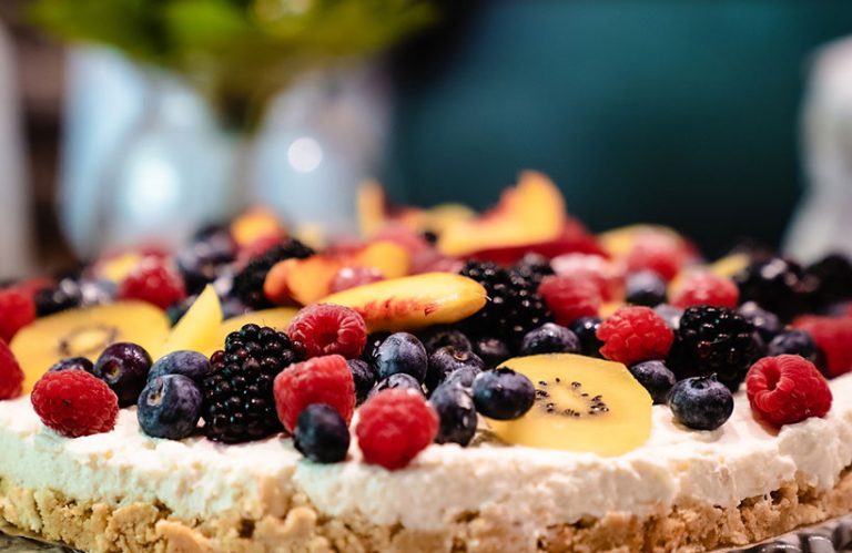 fruitcake-5641150_1920