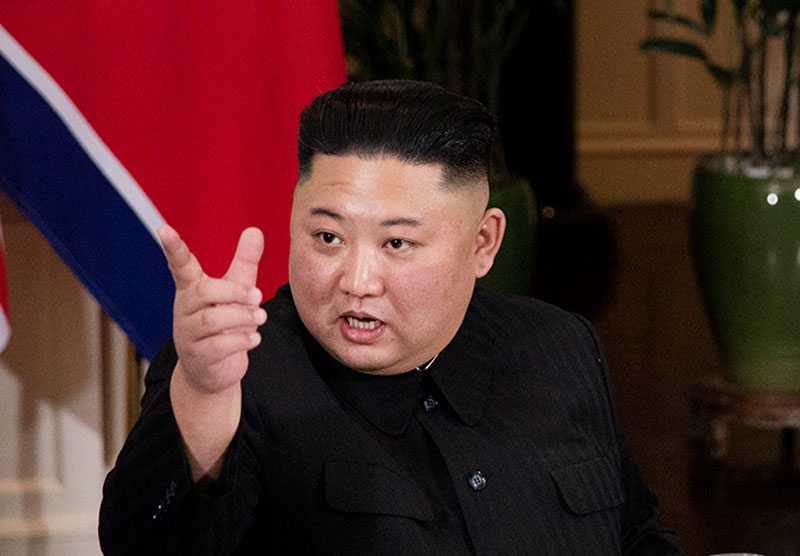 Пхеньян запускает баллистические ракеты