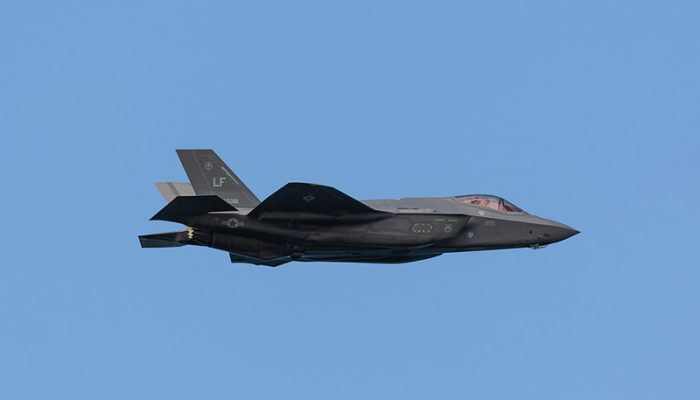 fighter-4611644_960_720