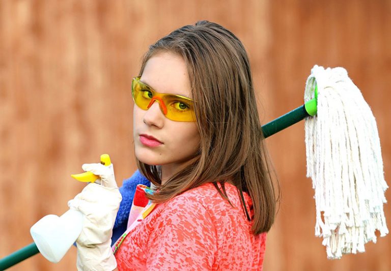 girl-ga22b297ed_1920
