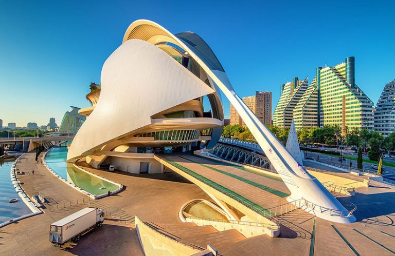 valencia-g45bde8f82_1920