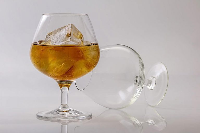 brandy-gbbe9c734e_1280