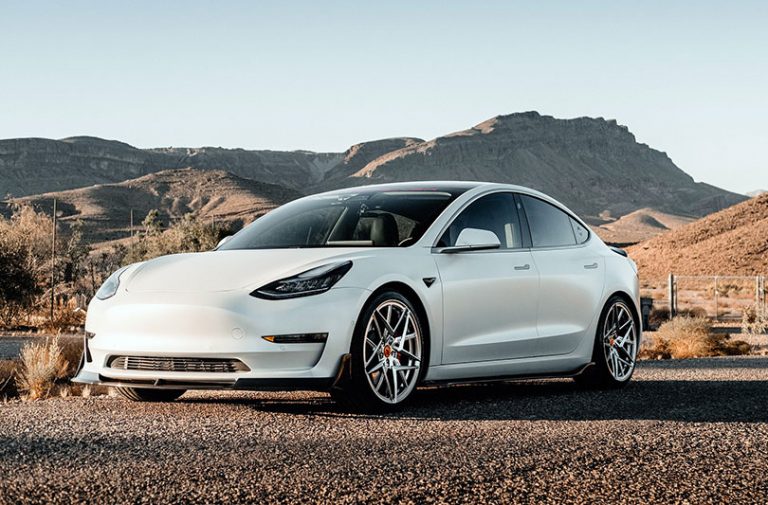 tesla-5937063_1920