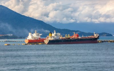 ships-4426675_960_720