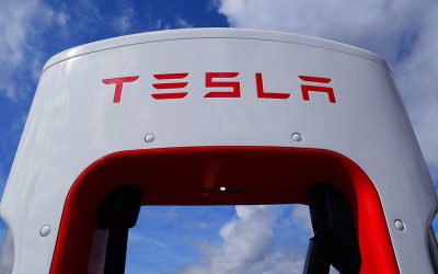 tesla-g37982fbde_1920