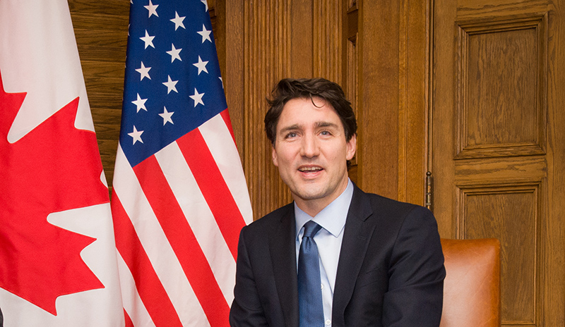 Премьер-министр Джастин Трюдо объявил о намерении ввести «национальный запрет» на продажу огнестрельного оружия по всей Канаде