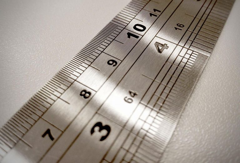 metal-ruler-geacfb86a6_1920
