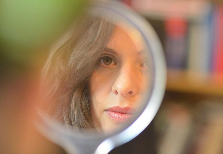 mirrors-2965771_1920