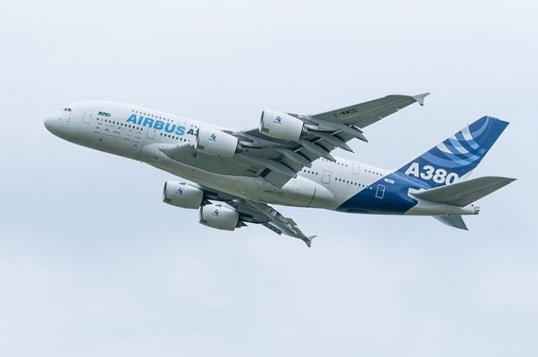 plane-g0425deb30_1280