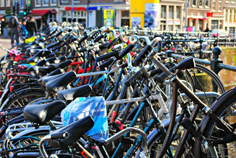 bikes-gdfee1b24d_1920