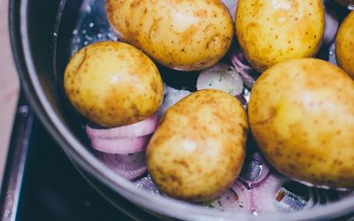 potatoes-g8574e1e24_1920