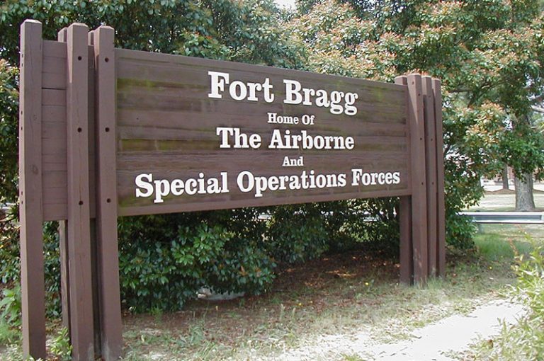 Bragg-gate066