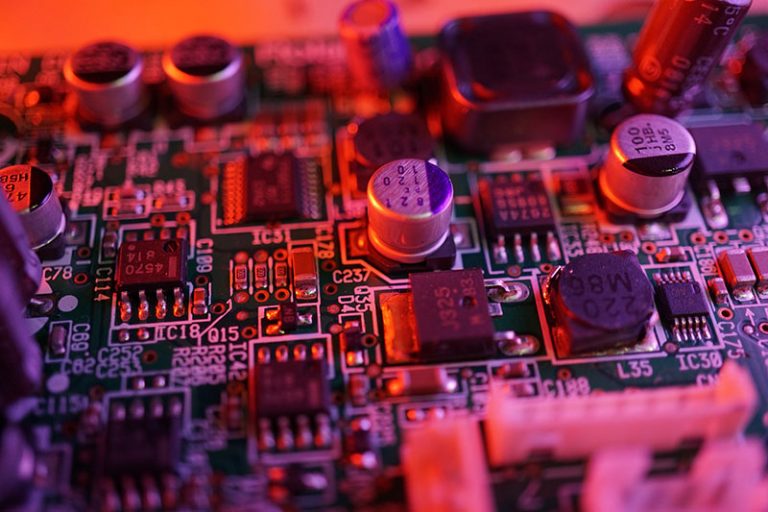 circuit-board-g1de9a5959_1920