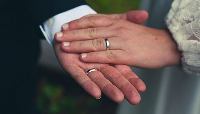 hands-ged4c31c9a_1920