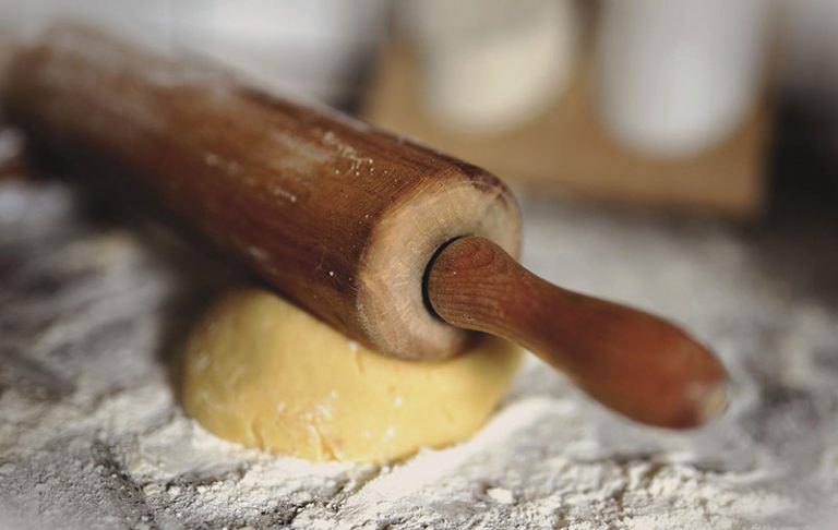 rolling-pin-5290575_1920