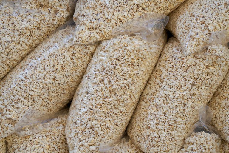 Попкорн так же вреден, как чипсы?