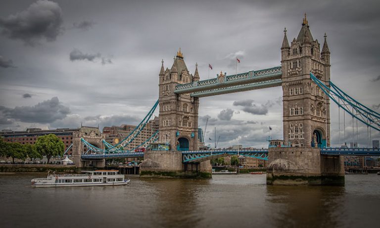 tower-bridge-g55e2023ea_1920