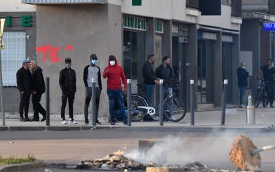 640eb991-ce27-487a-bdcd-6194a5e5e762_w1200_r1