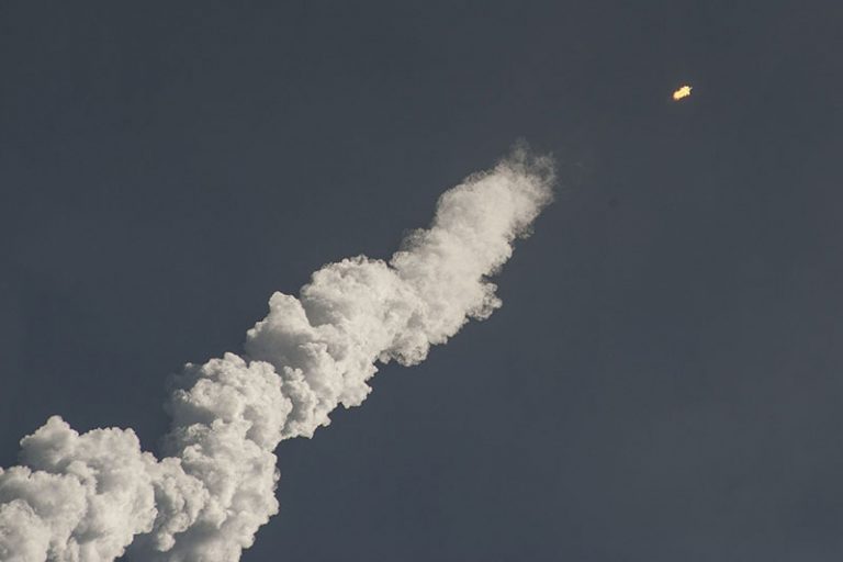 rocket-launch-693270_1920