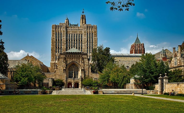 yale-university-g21b7ab8ea_1920