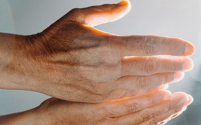 hands-gbaaa6f0b8_1920