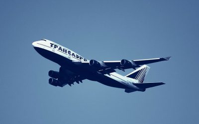 plane-gdff765709_1920