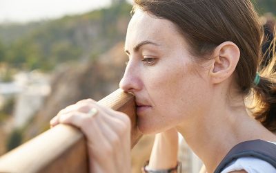 woman-g86be96c0e_1920