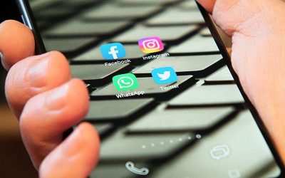 smartphone-gef04a9acd_1920