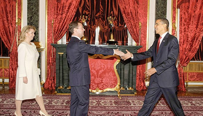 Dmitry_Medvedev_and_Barack_Obama_6_July-12