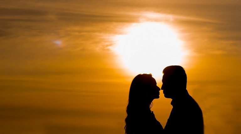 couple-1643452_1280