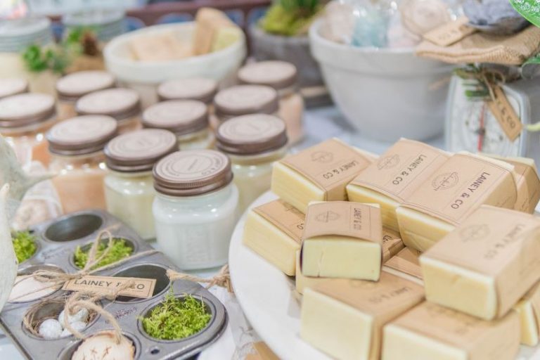 soaps-2958985_1280