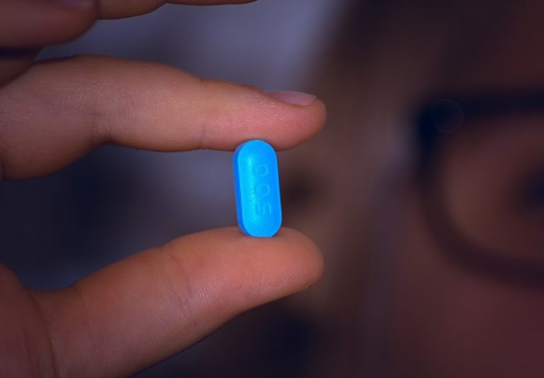 drug-4718372_1280