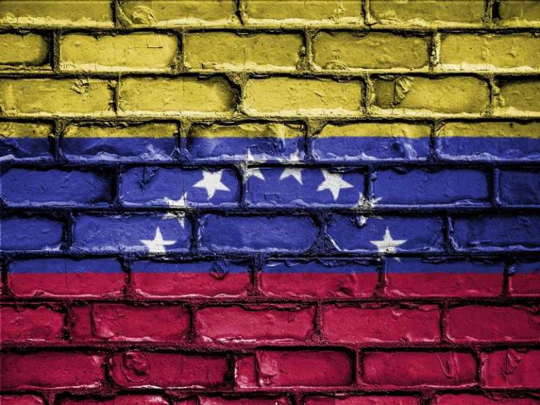 flag-2530554_1280