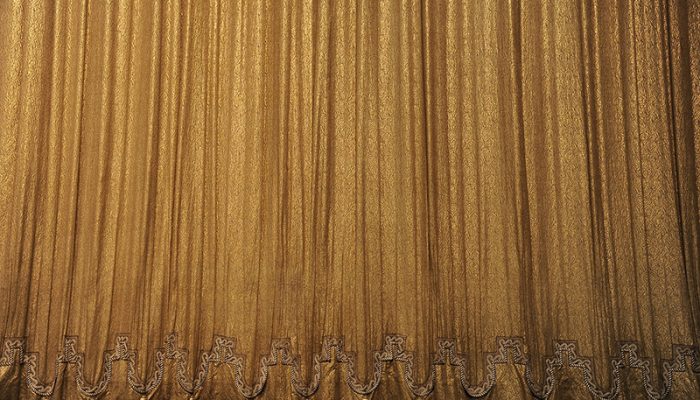 curtain-2106522_1280