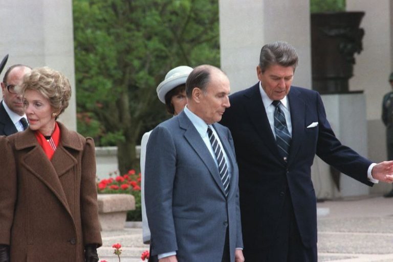 president-ronald-reagan-speaks-with-president-mitterrand-of-france-during-a-fb0851-1024