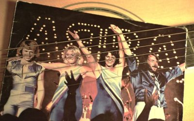 andrew-ebrahim-szOyo9qnlhM-unsplash