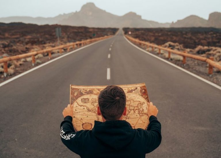 majestic-lukas-1Ovqnp3n1cw-unsplash