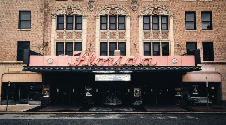 trevor-neely-ZgoE1FnIbLw-unsplash