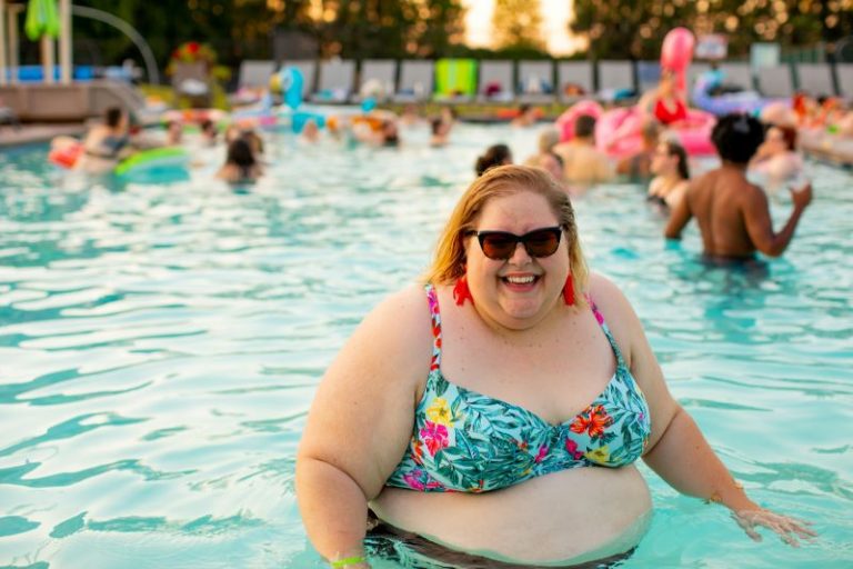 allgo-an-app-for-plus-size-people-YIw8XxYYGSg-unsplash