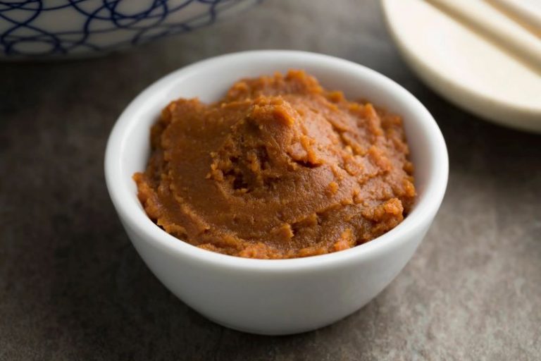 bowl-with-japanese-miso_2048x2048