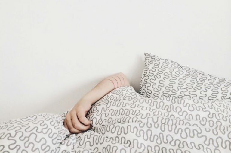 elizabeth-lies-PIQCA1ReSgU-unsplash