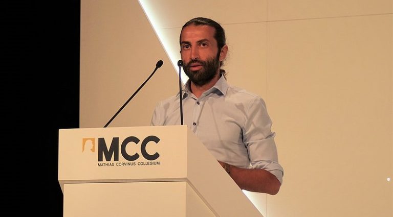 800px-Mosab_Hassan_Yousef_(2)