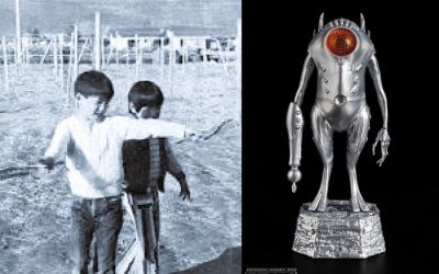 the alien and boys