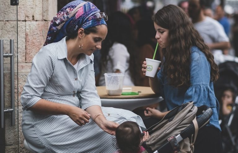 levi-meir-clancy-MYVJFaOvEmc-unsplash