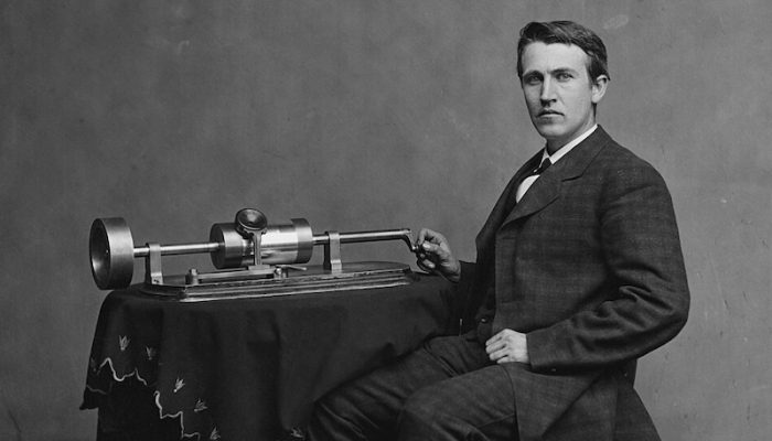 960px-Edison_and_phonograph_edit1