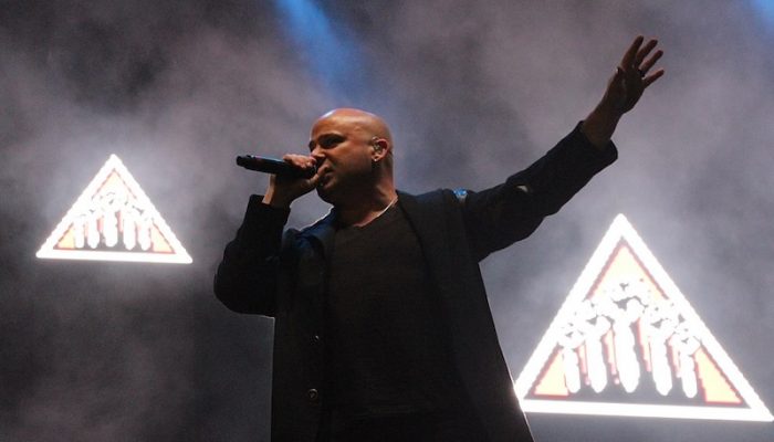1080px-Disturbed_-_Novarock_-_2016-06-10-17-23-33
